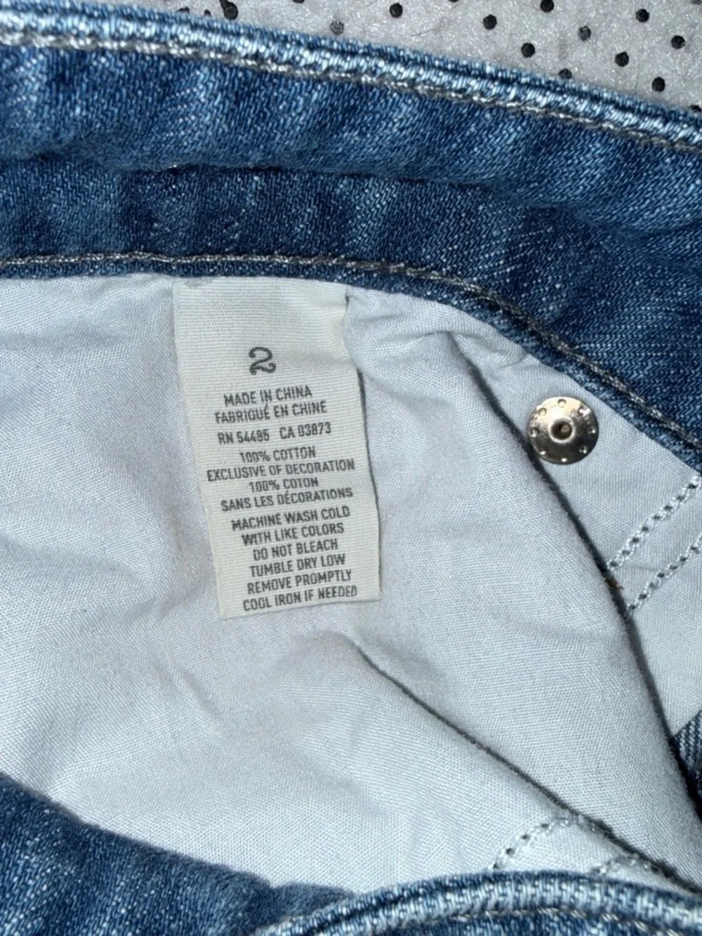 🛍Women AMERICAN EAGLE JEAN SHORT  SIZE 2